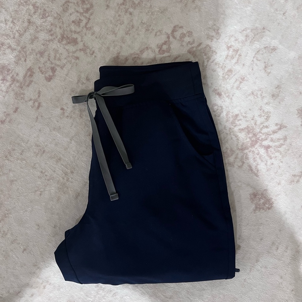 FIGS | Jogger | Navy | Women’s Medium